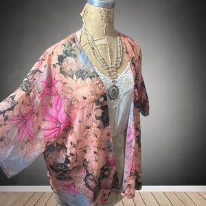 Easel Floral Kimono Cardigan